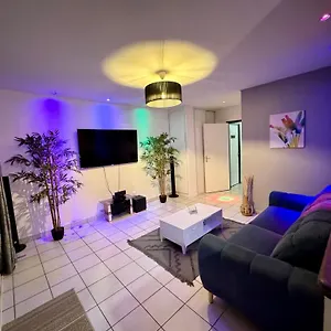 Appartement Exotic Palm , 1 Climatisee, Wifi Fibre, Vue ,, Fort-de-France
